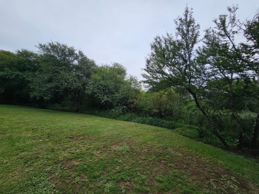 5 Bedroom Property for Sale in Boschenvaal River Front Lodges Free State